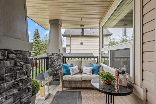 66 Crestmont Drive Sw, Calgary, AB 