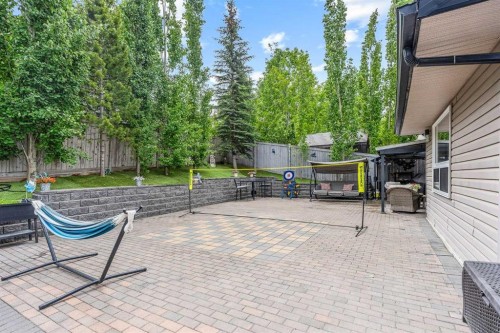 66 Crestmont Drive Sw, Calgary, AB 