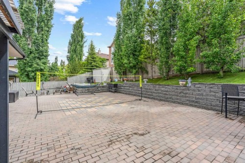66 Crestmont Drive Sw, Calgary, AB 