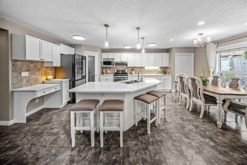 66 Crestmont Drive Sw, Calgary, AB 