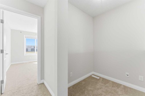 96 Red Embers Crescent Ne, Calgary, AB - Indoor Photo Showing Other Room
