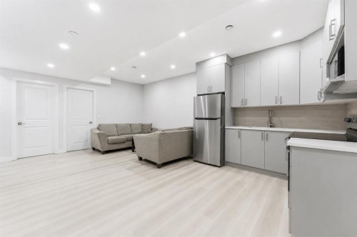 96 Red Embers Crescent Ne, Calgary, AB - Indoor