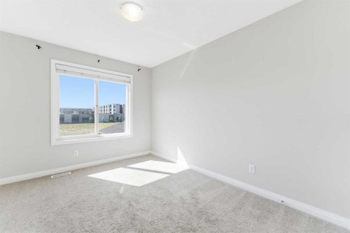 96 Red Embers Crescent Ne, Calgary, AB - Indoor Photo Showing Other Room
