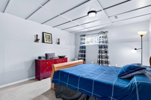 159 Fresno Place Ne, Calgary, AB - Indoor Photo Showing Bedroom