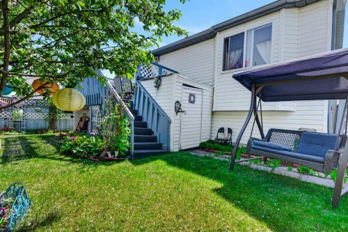 159 Fresno Place Ne, Calgary, AB - Outdoor