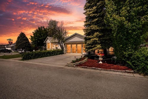 159 Fresno Place Ne, Calgary, AB - Outdoor