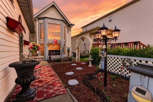 159 Fresno Place Ne, Calgary, AB - Outdoor