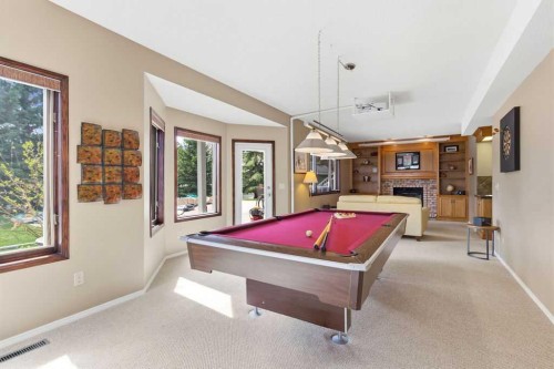42 Evergreen Terrace Sw, Calgary, AB - Indoor Photo Showing Other Room