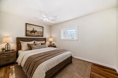 367 47 Avenue West, Claresholm, AB - Indoor Photo Showing Bedroom