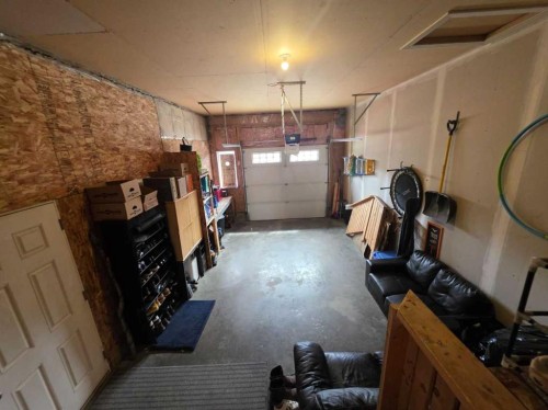 38-45 Ironstone Drive, Red Deer, AB - Indoor Photo Showing Garage