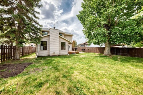 36 Gregson Crescent, Red Deer, AB 