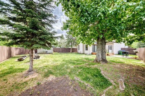 36 Gregson Crescent, Red Deer, AB 