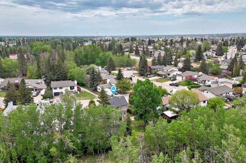 36 Gregson Crescent, Red Deer, AB 