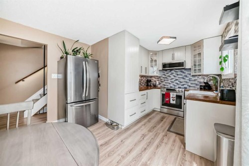 36 Gregson Crescent, Red Deer, AB 