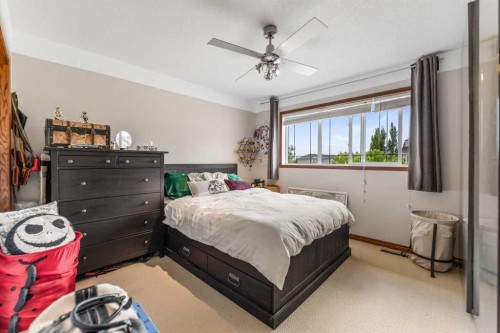 123 Hawkmere View, Chestermere, AB - Indoor Photo Showing Bathroom