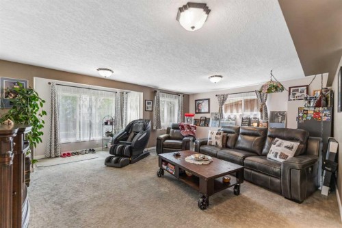 123 Hawkmere View, Chestermere, AB 