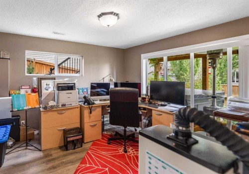 123 Hawkmere View, Chestermere, AB 