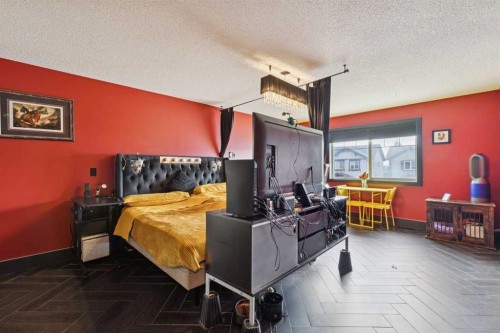 47 Silverado Skies Manor Sw, Calgary, AB - Indoor Photo Showing Bedroom