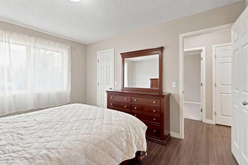 88 Rockyledge Crescent Nw, Calgary, AB 