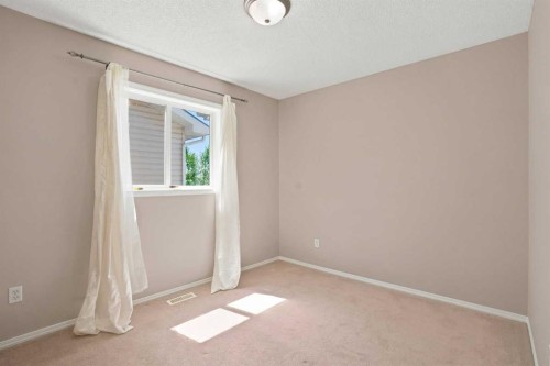 88 Rockyledge Crescent Nw, Calgary, AB 