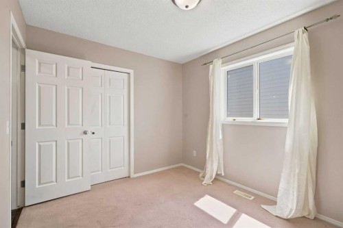 88 Rockyledge Crescent Nw, Calgary, AB 