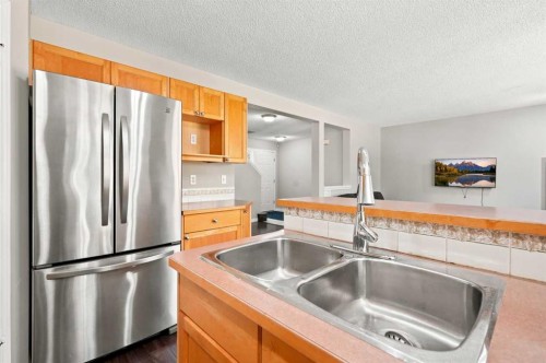 88 Rockyledge Crescent Nw, Calgary, AB 