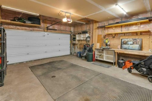 36 Rockyspring Rise Nw, Calgary, AB - Indoor Photo Showing Garage