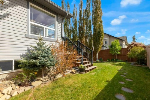 36 Rockyspring Rise Nw, Calgary, AB - Outdoor