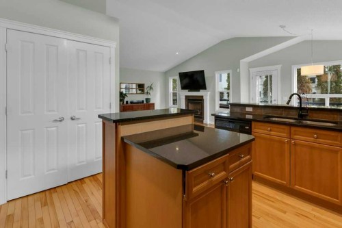 36 Rockyspring Rise Nw, Calgary, AB - Indoor