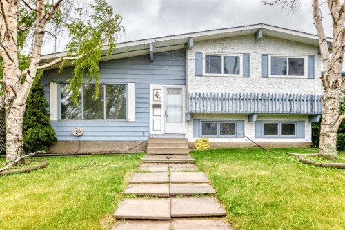544 Penworth Way SE Calgary, AB T2A 4G3