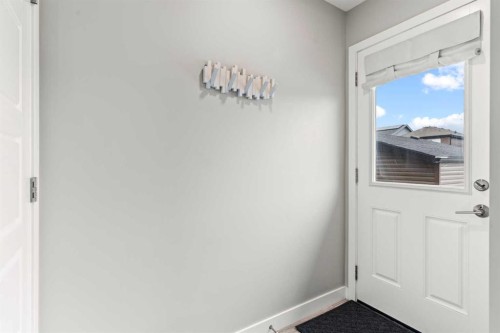 46 Corner Meadows Common Ne, Calgary, AB - Indoor Photo Showing Other Room