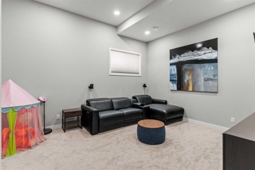 46 Corner Meadows Common Ne, Calgary, AB - Indoor Photo Showing Other Room