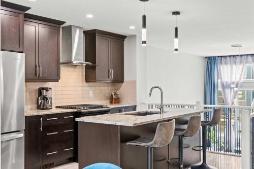 46 Corner Meadows Common Ne, Calgary, AB - Indoor Photo Showing Kitchen With Upgraded Kitchen
