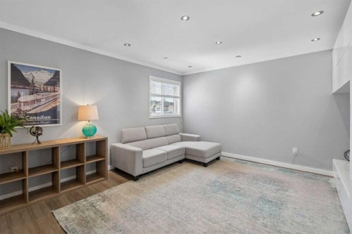 105 Royal Birch Crescent Nw, Calgary, AB - Indoor