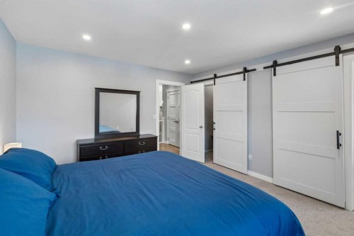 105 Royal Birch Crescent Nw, Calgary, AB - Indoor Photo Showing Bedroom