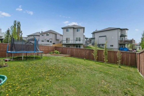 105 Royal Birch Crescent Nw, Calgary, AB - Outdoor With Backyard