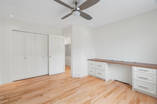 10 Eversyde Court Sw, Calgary, AB - Indoor