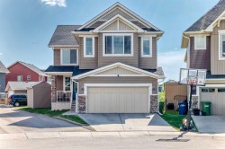 151 Baywater Rise SWAirdrie, AB T3H 3V4