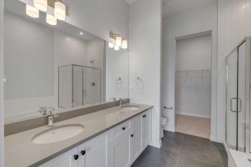 107 Bartlett Row Se, Calgary, AB - Indoor Photo Showing Bathroom