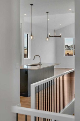 107 Bartlett Row Se, Calgary, AB - Indoor