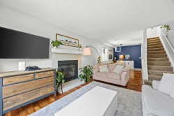 301-1720 13 Street SW Calgary, AB T2T 3P4