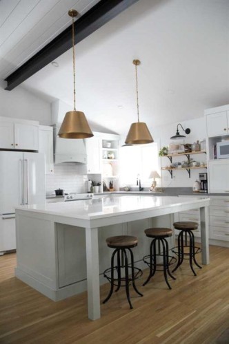 64 Hartford Road Nw, Calgary, AB - Indoor Photo Showing Kitchen