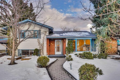 64 Hartford Road Nw, Calgary, AB - Outdoor
