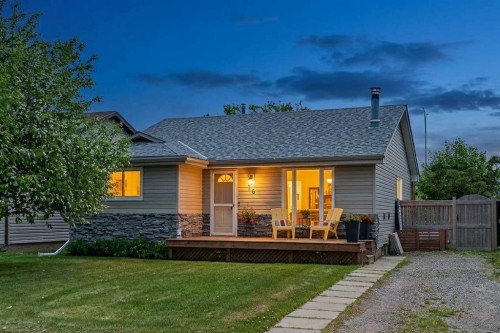 76 Marquis Place SE Airdrie, AB T4A 1Z1