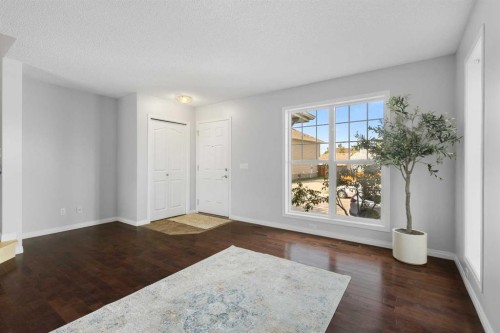 49 Auburn Crest Lane Se, Calgary, AB - Indoor Photo Showing Other Room