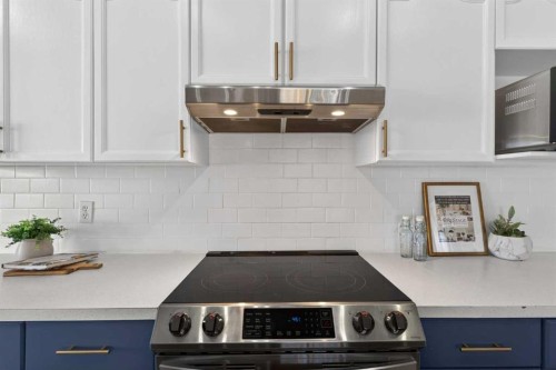160 Citadel Bluff Close Nw, Calgary, AB - Indoor Photo Showing Kitchen With Upgraded Kitchen