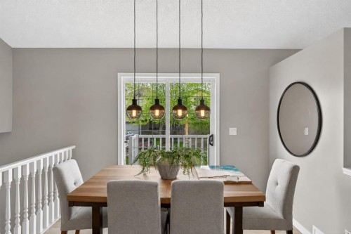 160 Citadel Bluff Close Nw, Calgary, AB - Indoor Photo Showing Dining Room