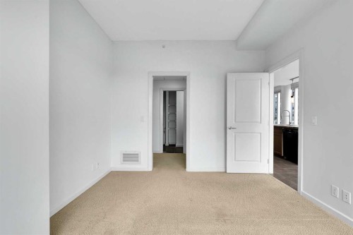 2507-211 13 Avenue Se, Calgary, AB - Indoor Photo Showing Other Room
