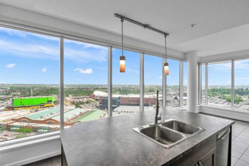 2507-211 13 Avenue Se, Calgary, AB - Indoor Photo Showing Kitchen With Double Sink