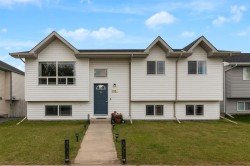 1918 Strathcona Terrace Strathmore, AB T1P 1S8